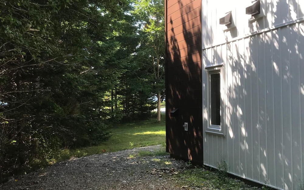 View of home's exterior